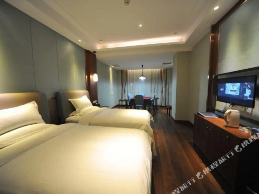 Tian Yi Zang Run Hotel