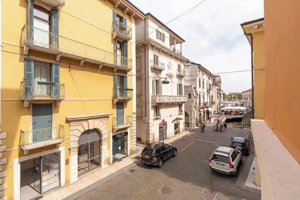 Residenza Serego - affaccio scavi Romani