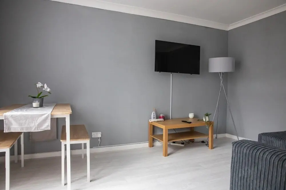 Impeccable 2-bed Home Close to City Centre!!