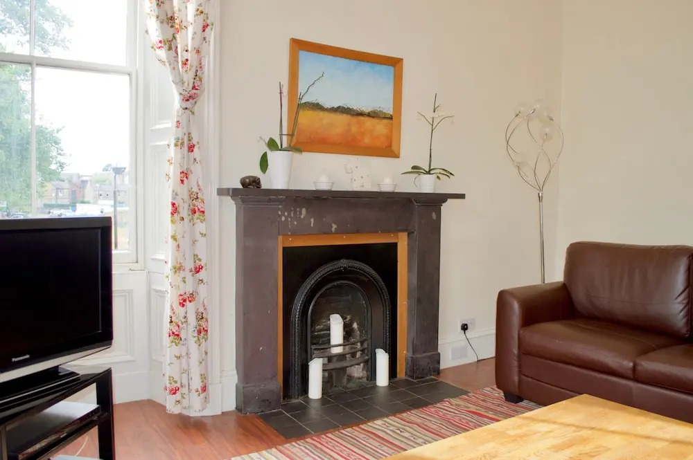 Spacious Flat in Central Stockbridge
