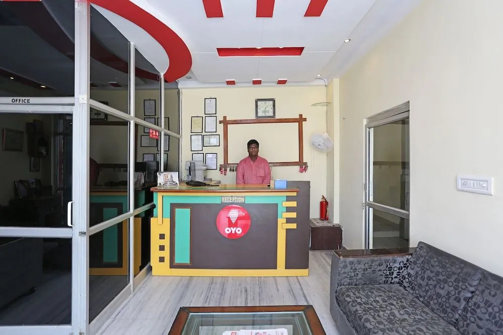 OYO 9558 Hotel Chhavi Holidays