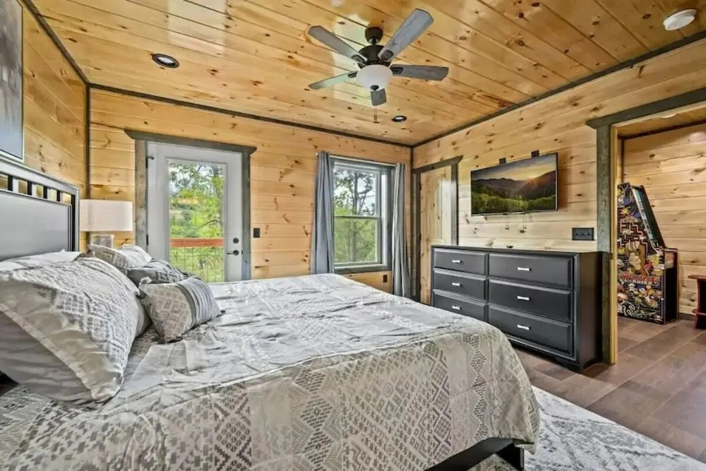 Smoky Top Cabin