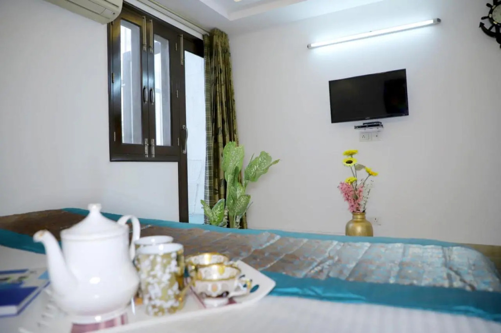 3bhk Fortune Homej-215 Saket Near Max Hospital,Dlf