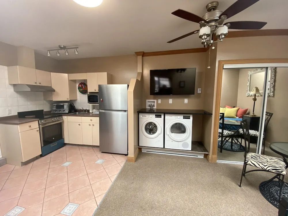 Ocean Breeze Executive Bed and Breakfast