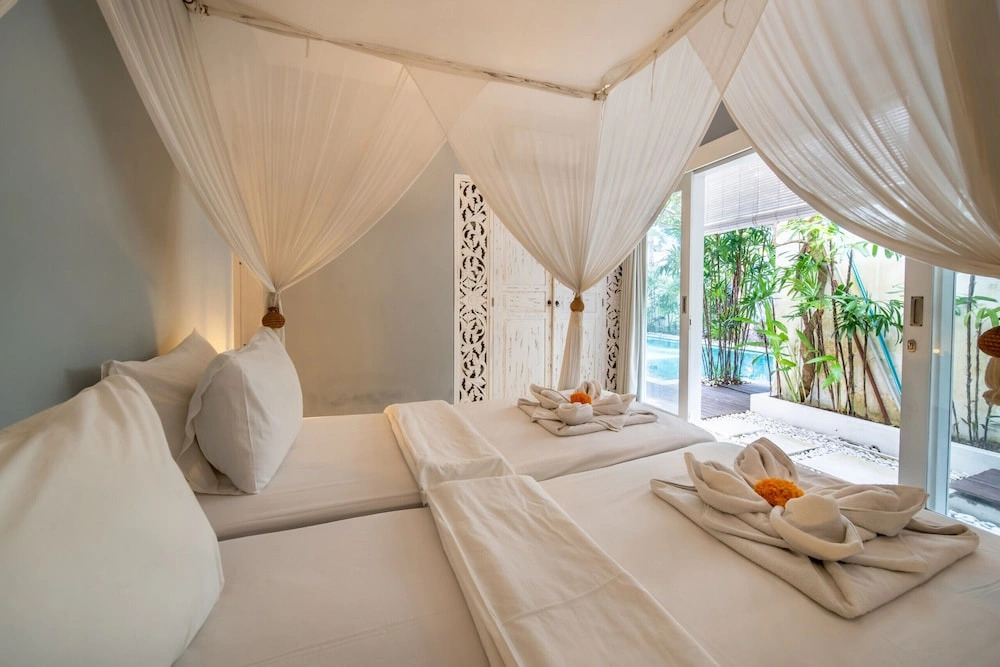 Trendy 3br Private Villa Seminyak