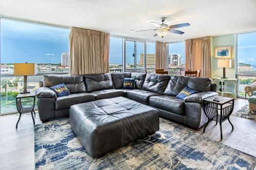 Shoreline Towers 3061