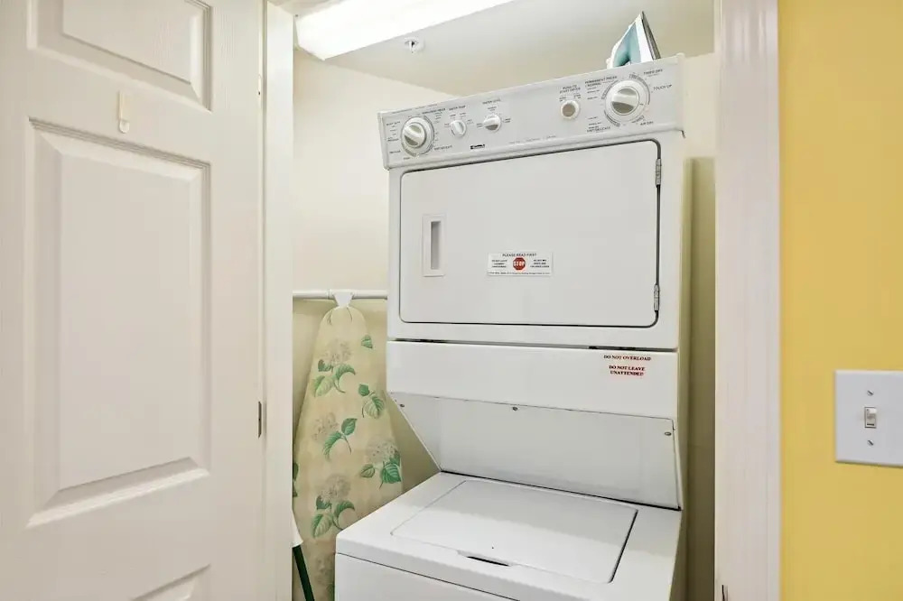 Seacrest 707 is a Gulf Front 2 BR on Okaloosa Island by RedAwning