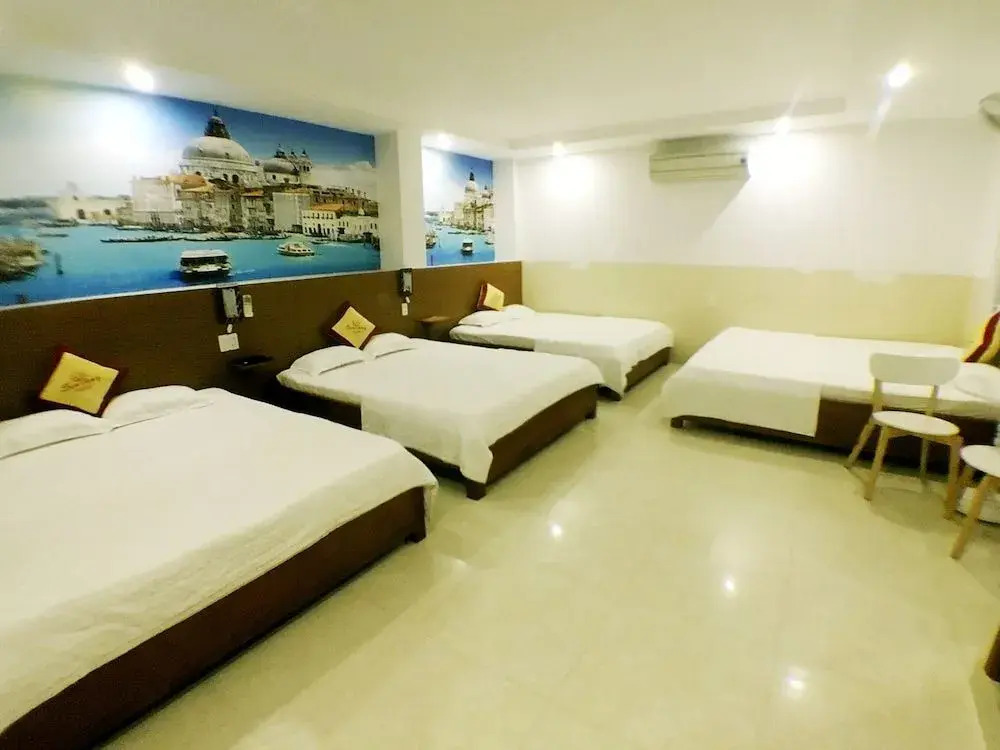 Sen Vàng Hotel