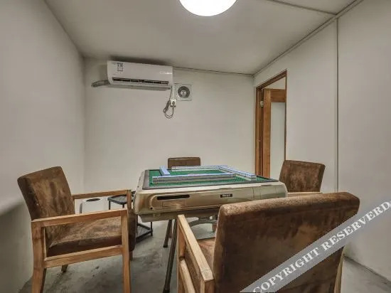 Zhi Lan Qiu Lakeside Homestay