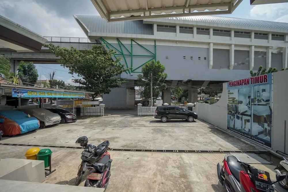 OYO 958 Penginapan Timur