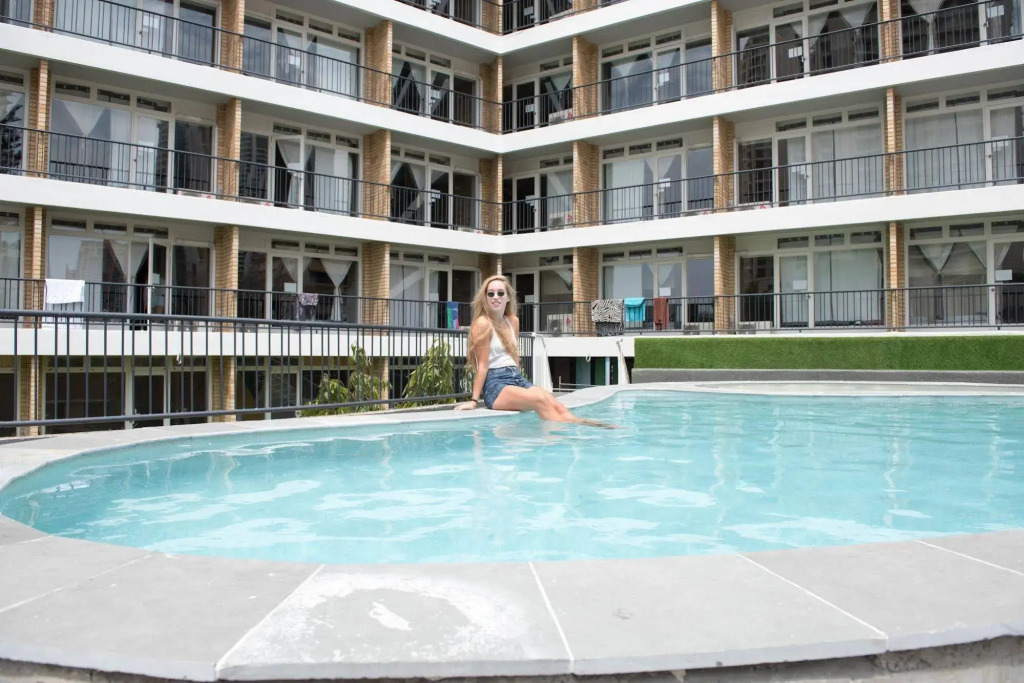 Bunk Surfers Paradise 18-35 Backpacker Hostel