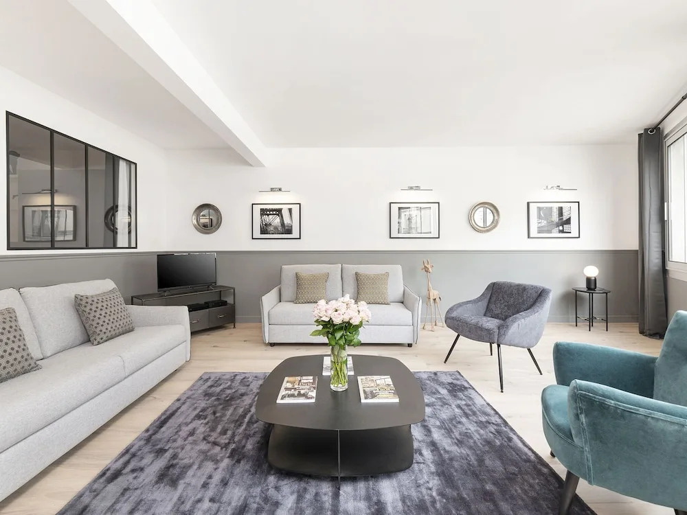 Luxury 3BDR Le Marais III by Livinparis