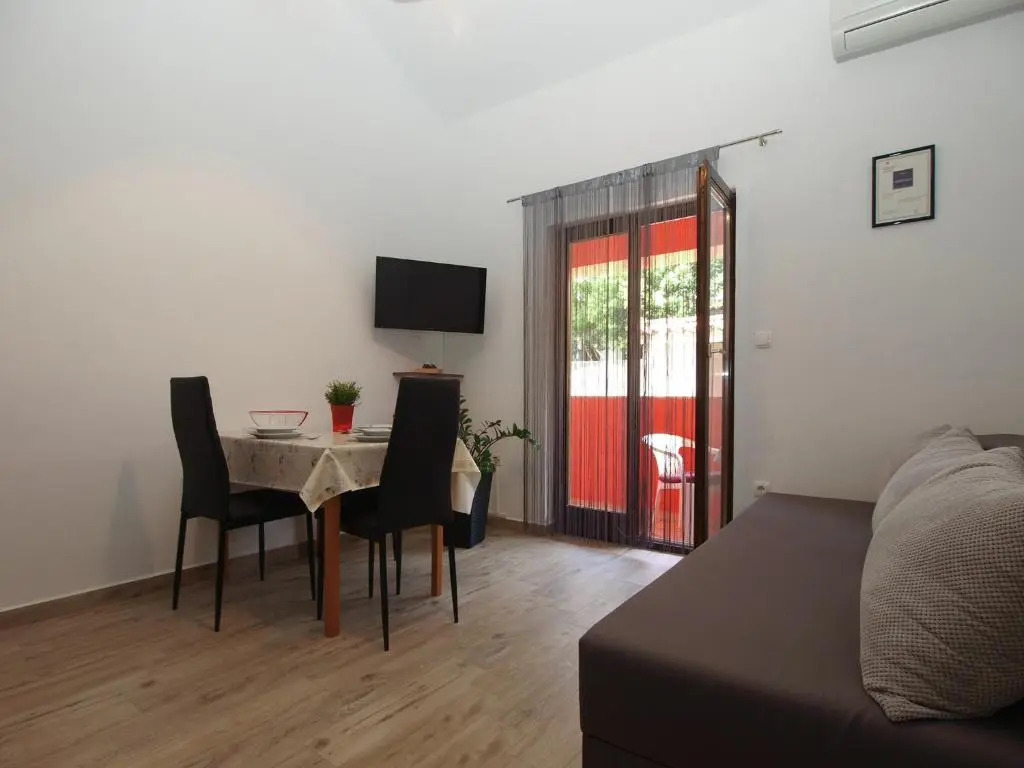Apartments Oriana 898