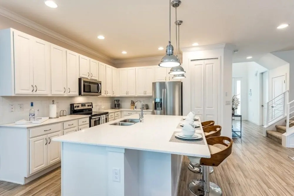 Clean Luxury! Brand New ! 5 Bedroom Home