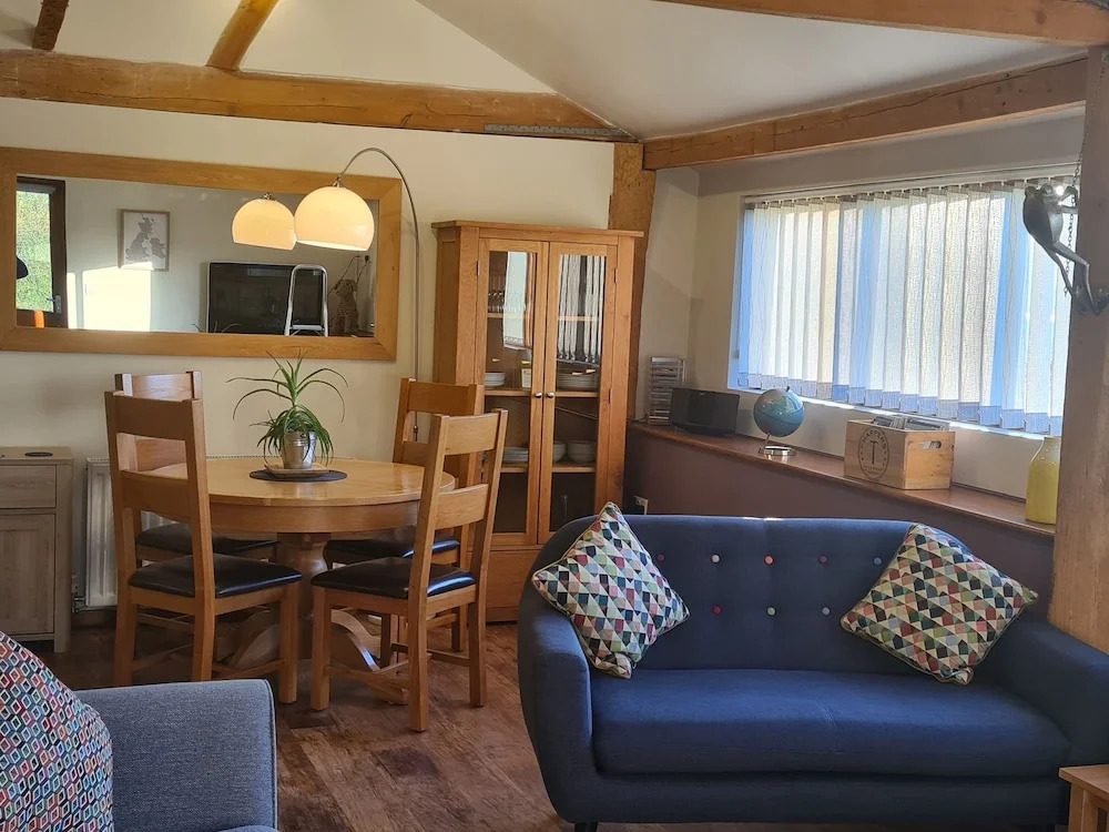 Orchard Barn