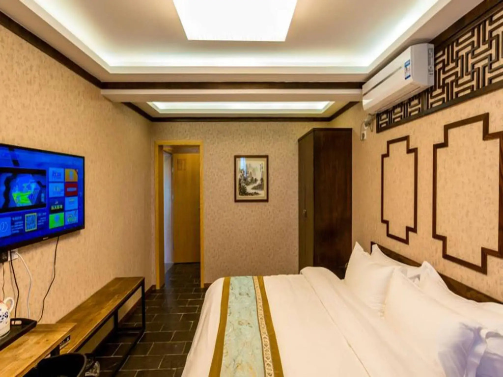Moon Flower Hotel