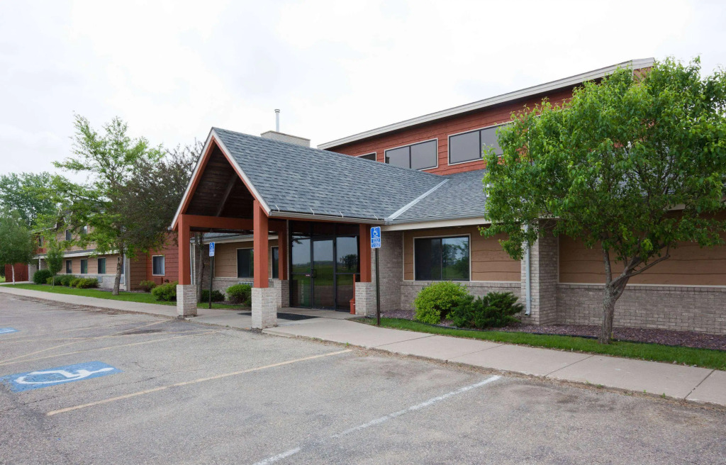 AmericInn by Wyndham Blue Earth