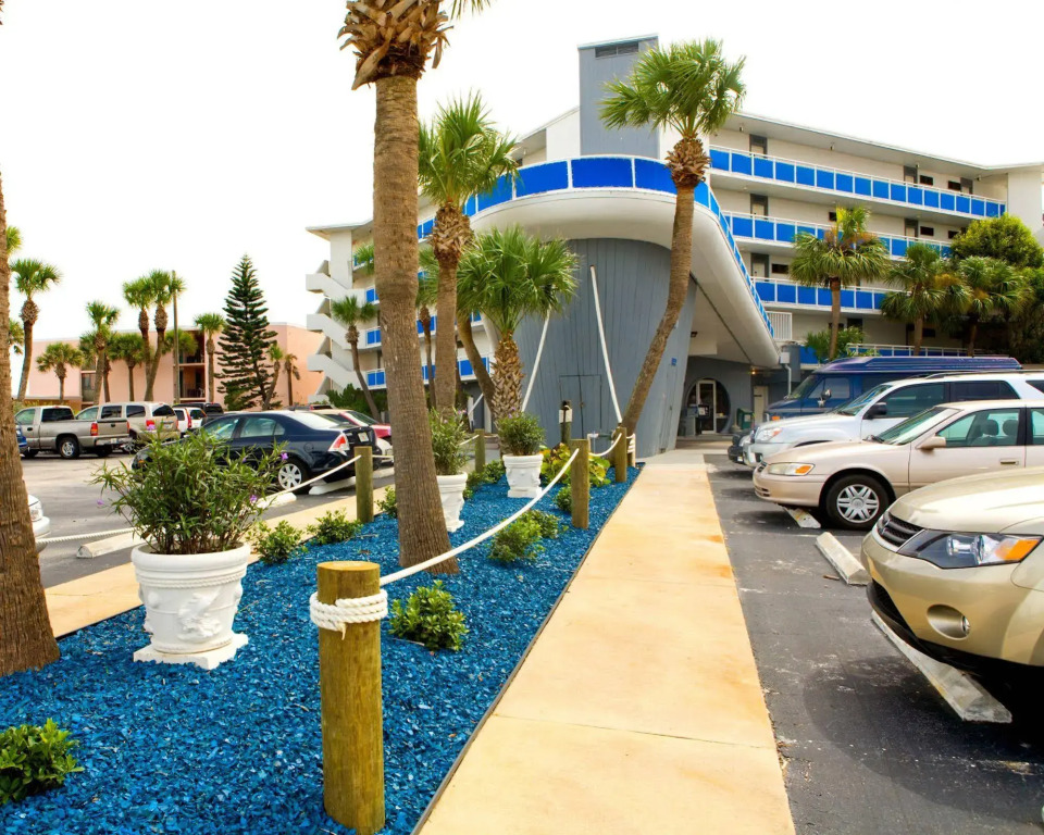 Sea Club IV Resort
