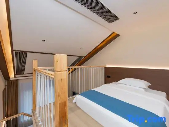 Quxiang Yazhu Chufeng Courtyard Homestay (Jiuge Alley)