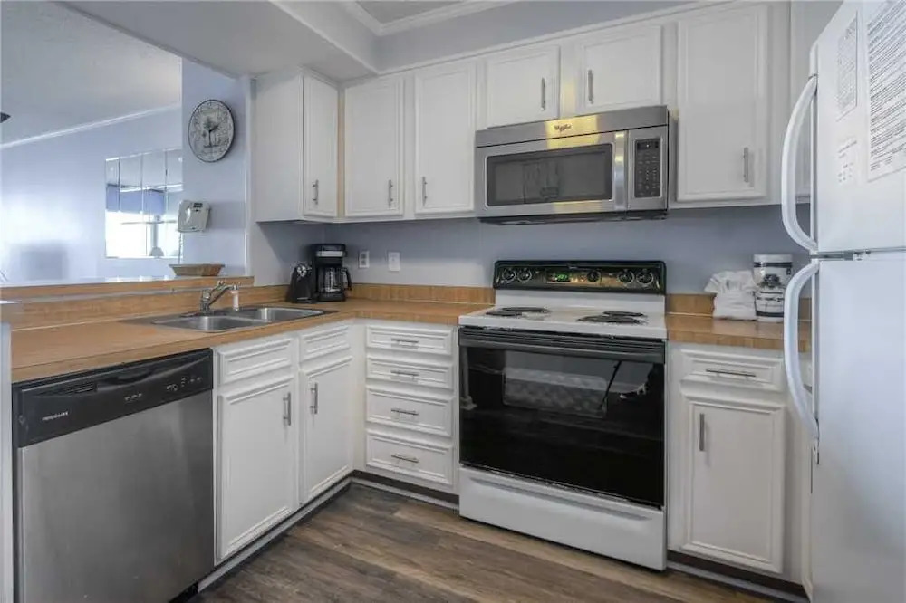 Tilghman Beach and Racquet #107 3 Bedrooms 2.5 Bathrooms Condo