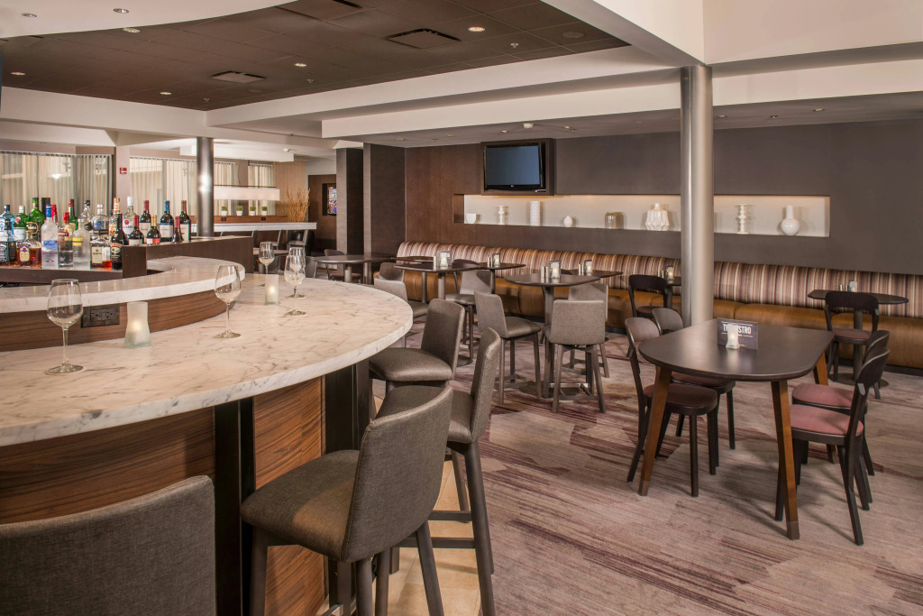 Courtyard By Marriott Baltimore BWI Airport