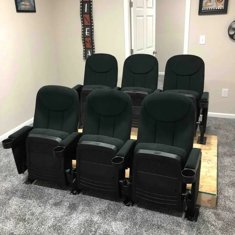 Pet Friendly Fire Pit Movie Theater Pool Sauna