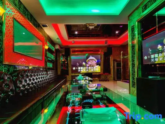 Diamond Lake Hotel KTV&Dancing Bar