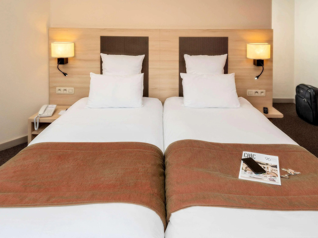 Grand Hotel des Brotteaux Lyon - Handwritten Collection