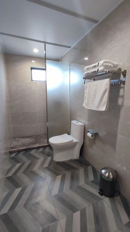 Fans Hotel- Ormoc