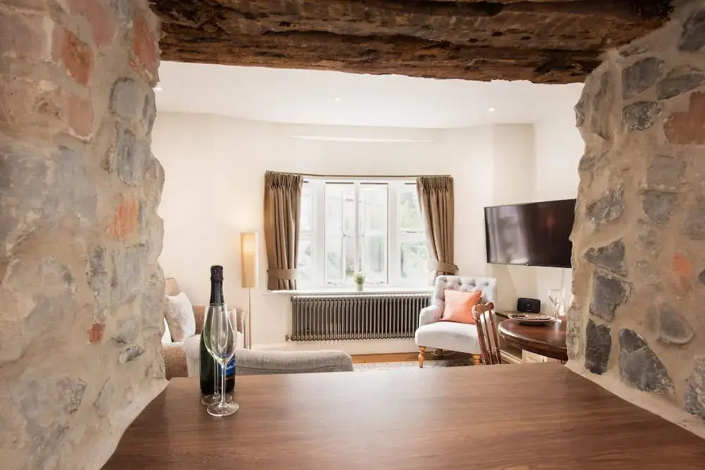 Host Stay Baker s Loft