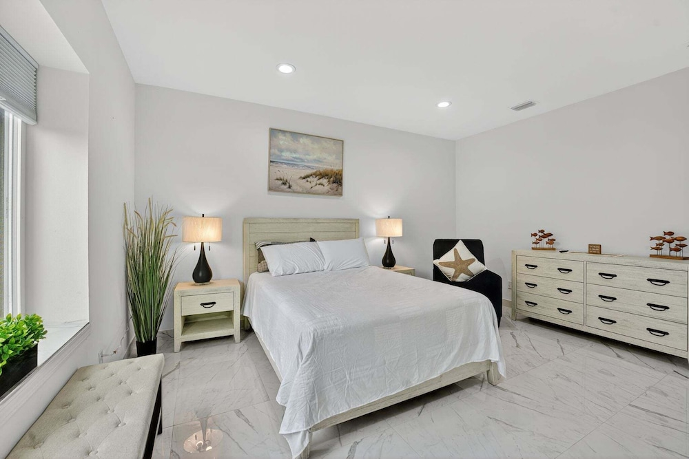 Panama City 3br Canalfront Retreat 3 Bedroom Duplex