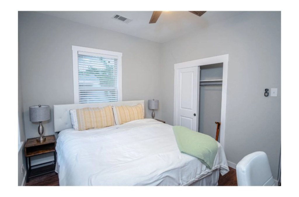 Remodeled Modern 1BR 1BA Apt Near Downtown 5min Pearl