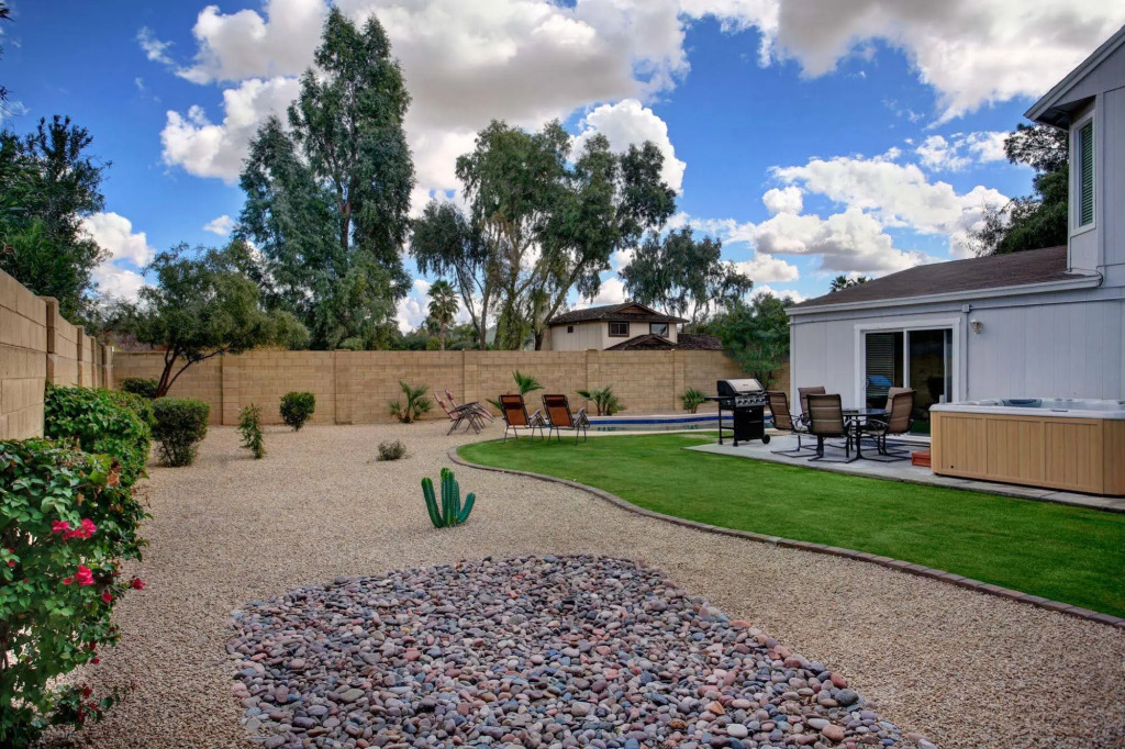 Private Vacation Homes - Scottsdale