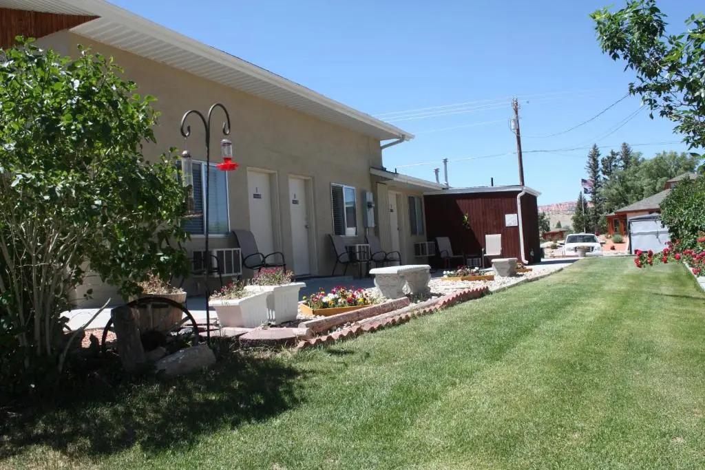 Bybees Steppingstone Motel