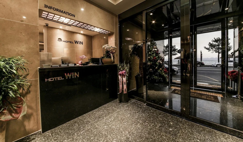 Win Hotel