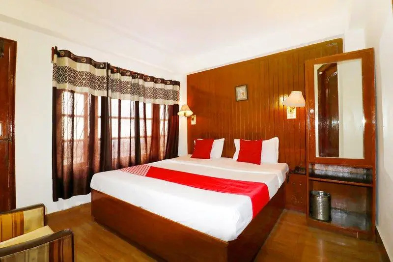 OYO 45337 Hotel Woodland