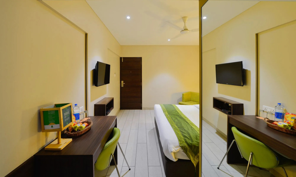 Click Hotel Vadodara