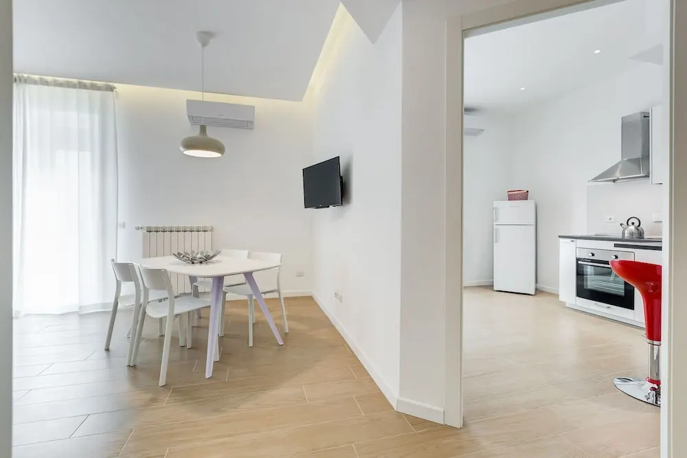Lovely  3 rooms apartment close Trastevere Station