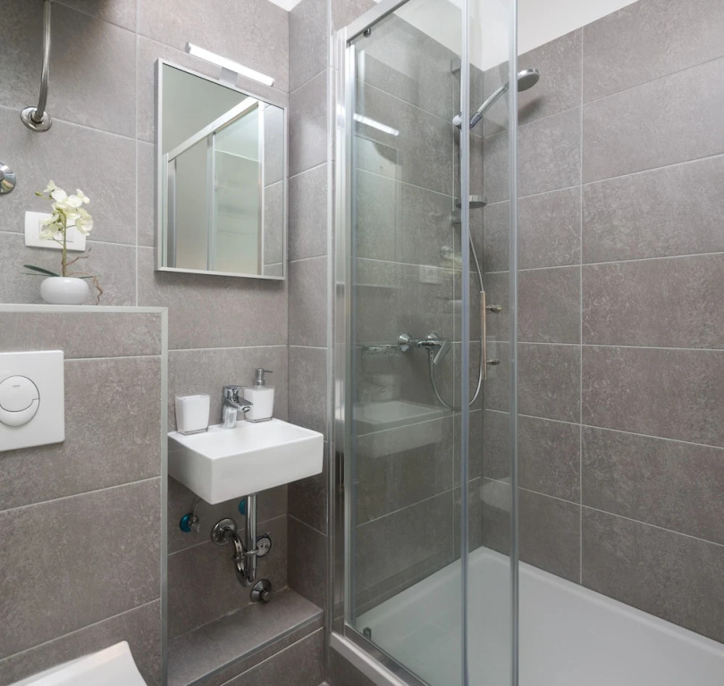 Luxury Studios & Rooms Seven