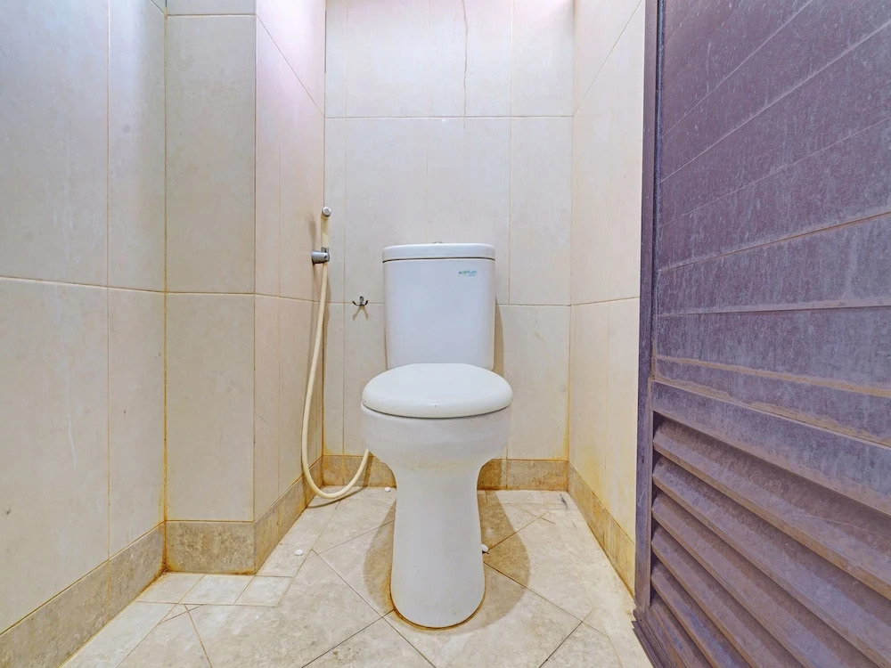OYO Life 92949 Apartemen Gateway Cicadas By Qq Rent