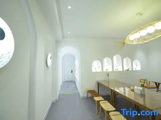 Sanya Yue Yaju Chujian Homestay (Haitang Bay Duty Free City Branch)