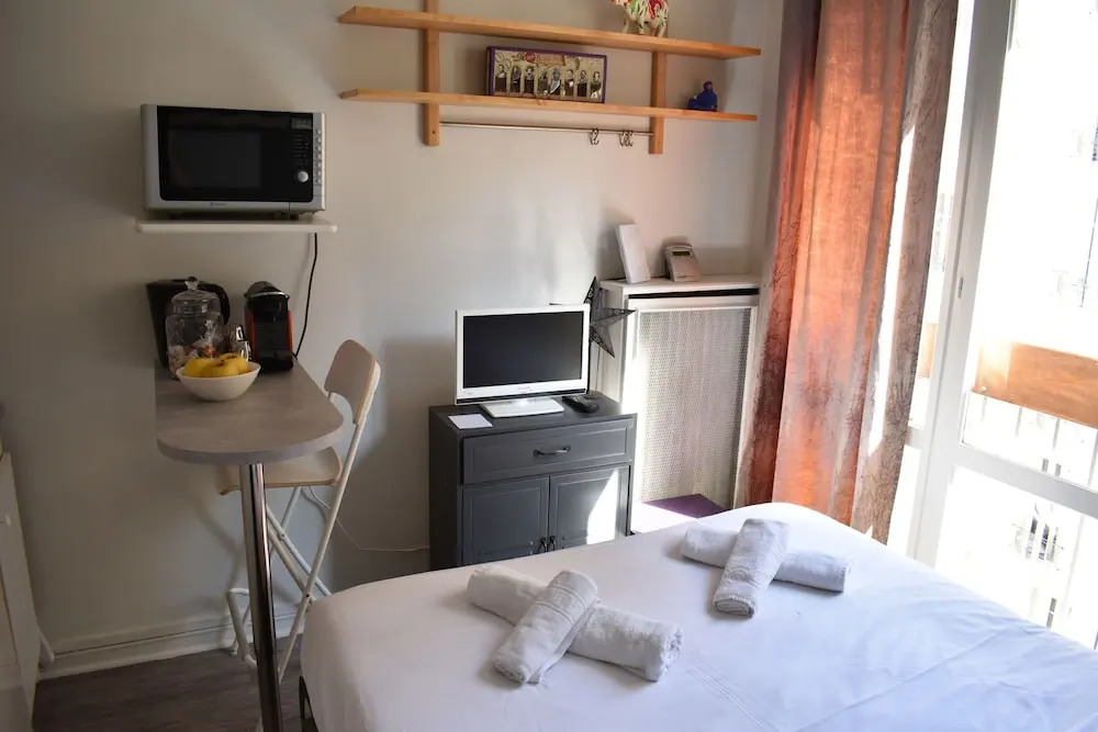 Cosy Studio For 2 In Auteuil