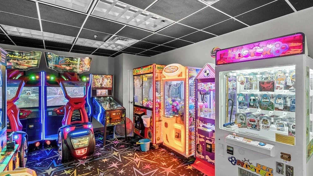 Gulf-front PCB Condo w/ Balcony, Resort Amenities, Game Room, Pools & Beach Gear Tortuga 1301 by Avantstay