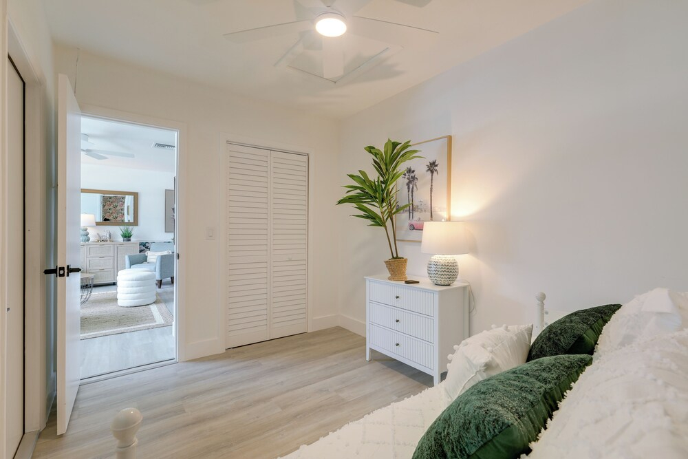 Intracoastal Getaway! North Palm Beach Apartment