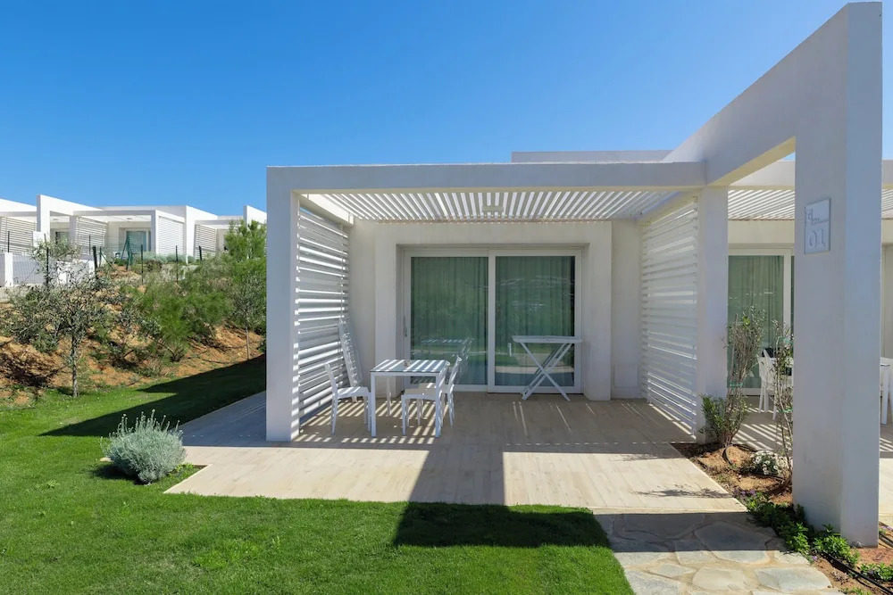 Stunning Capo Falcone Charming Apartments Num1366