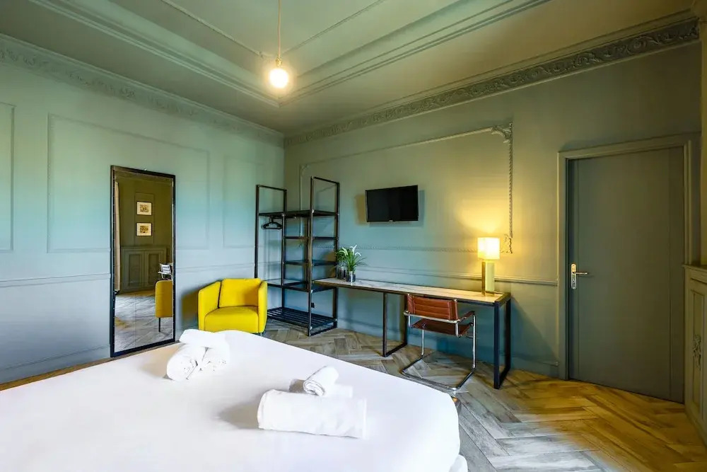 Elite Art Palace by Napoliapartments