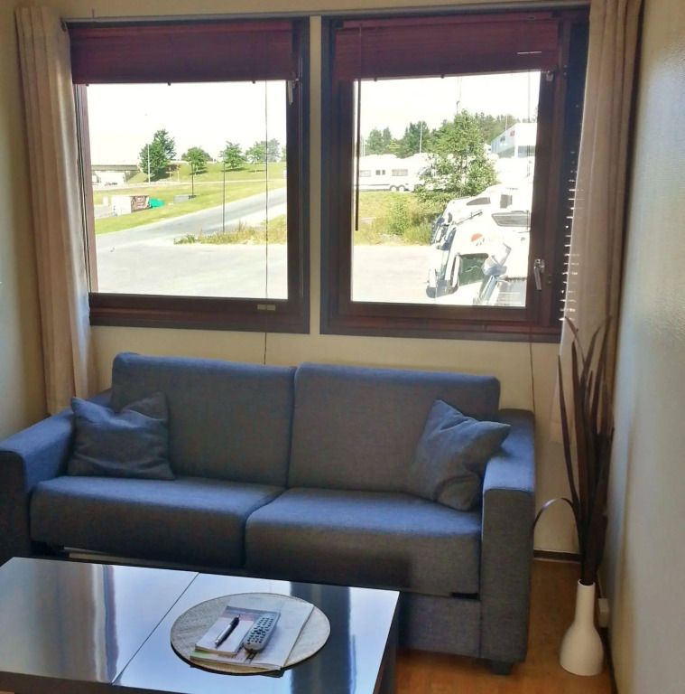 Sandmoen Bed & Breakfast, Free Parking