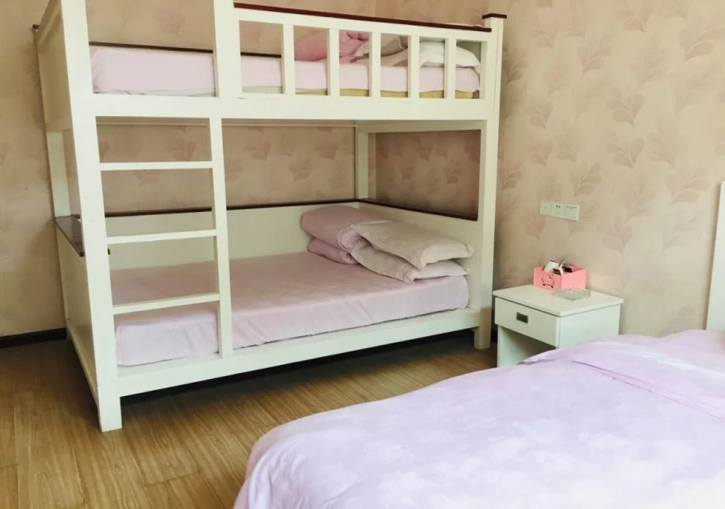 AiShang Hostel