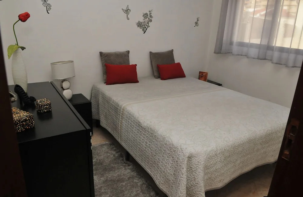 Pent-House