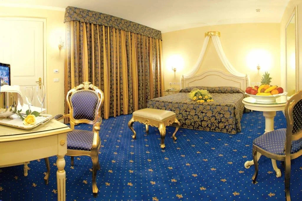 Hotel Motel Gold